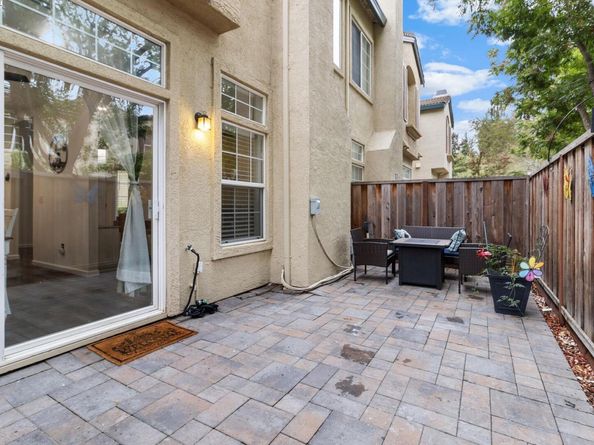 4052 Ghiotti Ct, Pleasanton CA 94588