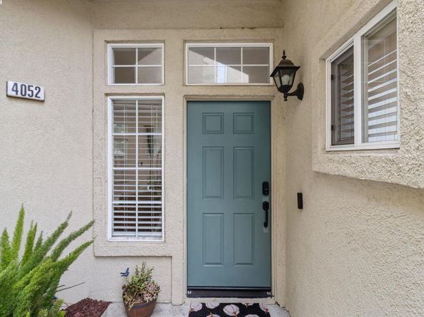 4052 Ghiotti Ct, Pleasanton CA 94588