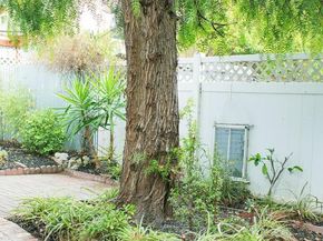 1126 Henrietta St, Martinez CA 94553