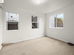 4509 Moraga Ave, Oakland CA 94611