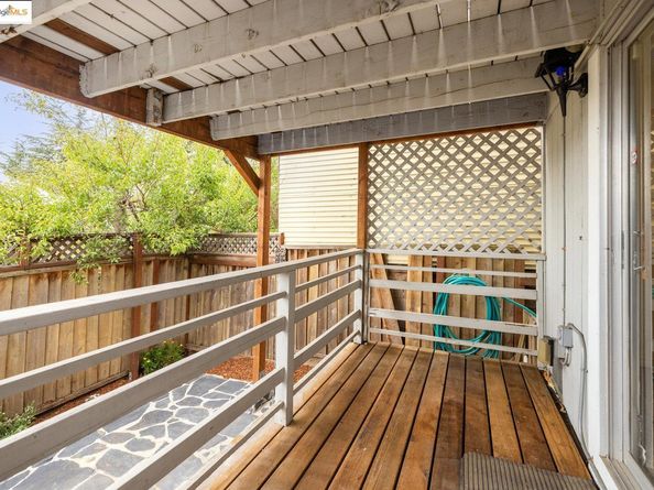 4509 Moraga Ave, Oakland CA 94611