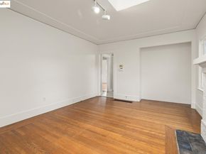 4509 Moraga Ave, Oakland CA 94611
