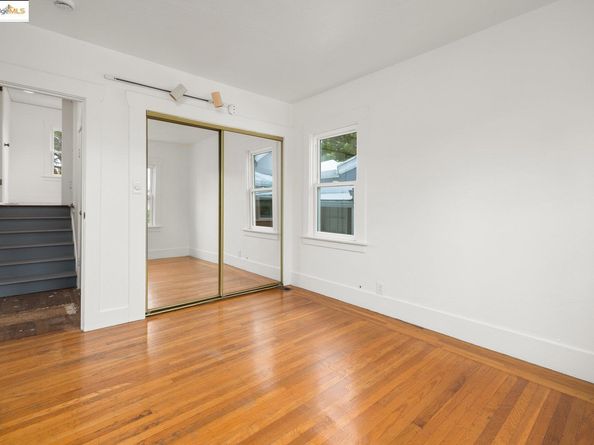 4509 Moraga Ave, Oakland CA 94611