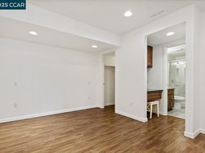 17 Muth Drive, Orinda CA 94563