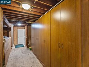 17 Muth Drive, Orinda CA 94563