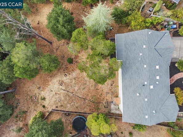 17 Muth Drive, Orinda CA 94563