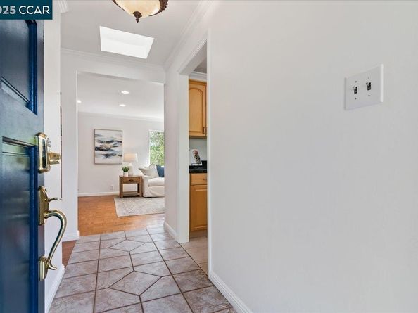 17 Muth Drive, Orinda CA 94563