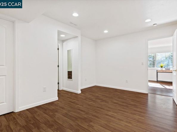 17 Muth Drive, Orinda CA 94563