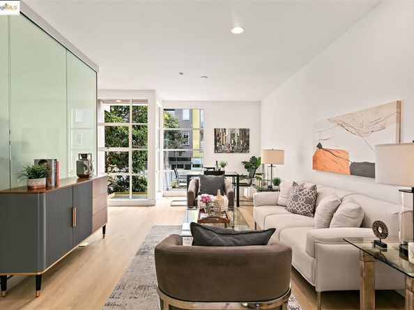 1354 Powell Street, Emeryville CA 94608