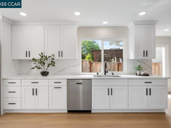 5513 Rothman Ct, Castro Valley CA 94552