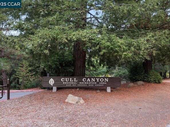 5513 Rothman Ct, Castro Valley CA 94552