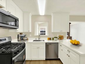 12 Park Ct, Richmond CA 94803