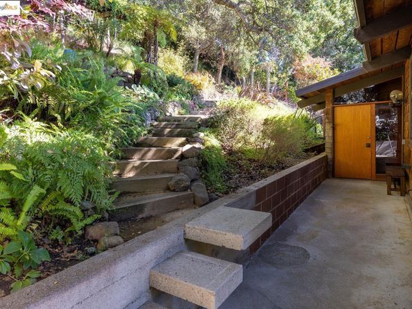 1700 La Vereda Rd, Berkeley CA 94709