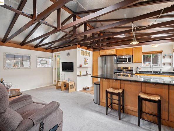 1034 Navellier St, El Cerrito CA 94530