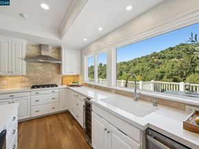 1133 Estates Dr, Lafayette CA 94549