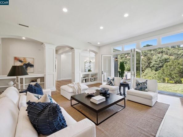 1133 Estates Dr, Lafayette CA 94549