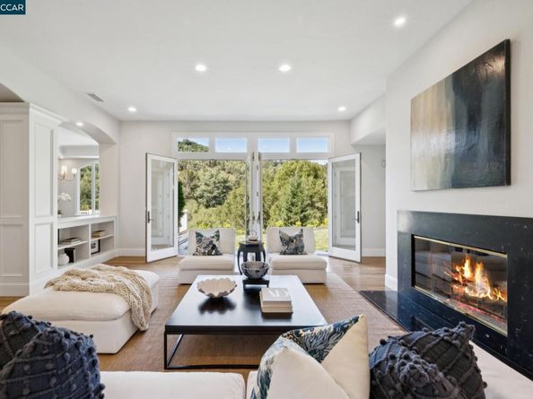 1133 Estates Dr, Lafayette CA 94549
