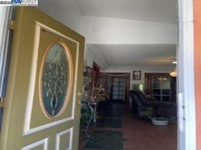 847 W 81St St, Los Angeles CA 90044