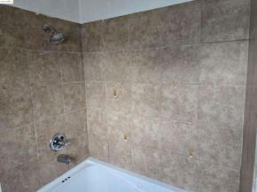 2818 Parker Ave, Oakland CA 94605