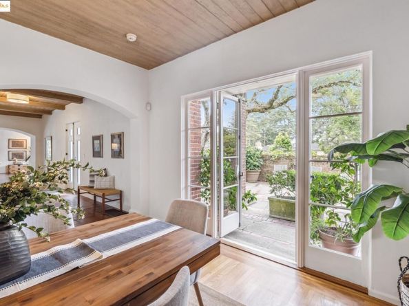 305 The Uplands, Berkeley CA 94705