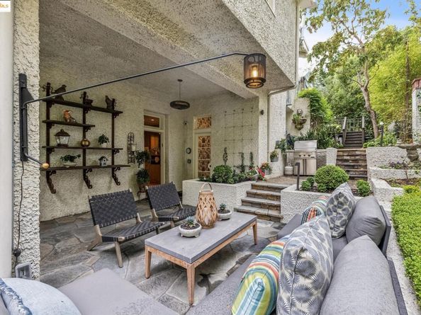 305 The Uplands, Berkeley CA 94705