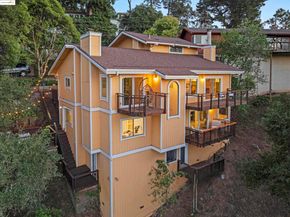 5821 Bagshotte Drive, Oakland CA 94611