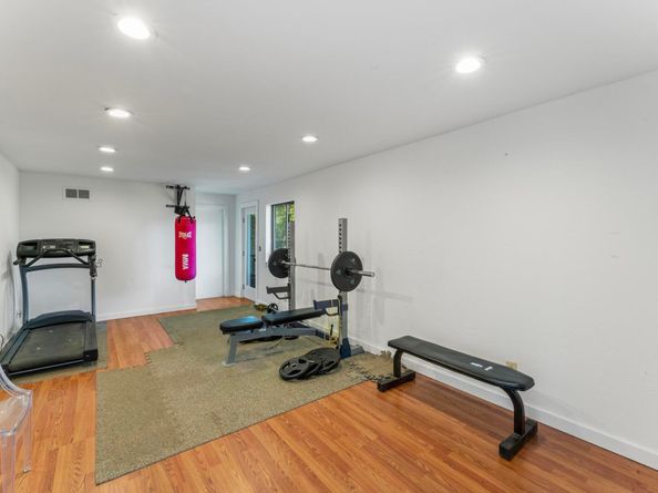 5821 Bagshotte Drive, Oakland CA 94611