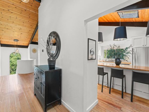 5821 Bagshotte Drive, Oakland CA 94611