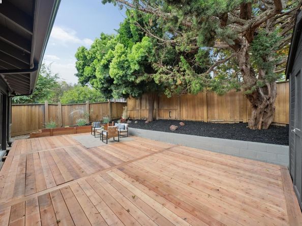 201 Amherst Ave, Kensington CA 94708
