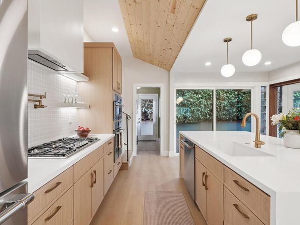 201 Amherst Ave, Kensington CA 94708