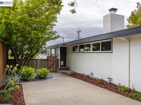 18650 Center St, Castro Valley CA 94546
