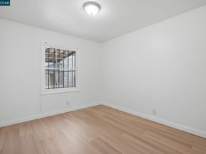 6719 Eastlawn St, Oakland CA 94621