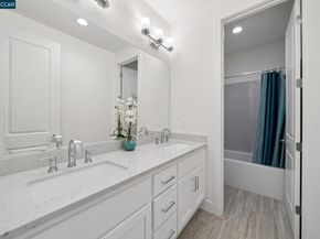 1035 Heckmann Ln, Concord CA 94518