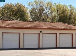 6979 Dublin Meadows St A, Dublin CA 94568