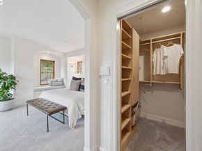 942 Aquarius Way, Oakland CA 94611