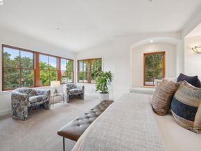 942 Aquarius Way, Oakland CA 94611