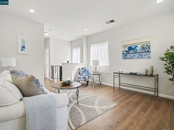 139 Rodeo Ave, Rodeo CA 94572