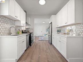 1261 61St St, Emeryville CA 94608