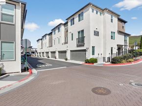 29823 Mission Blvd, Hayward CA 94544