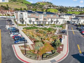 29823 Mission Blvd, Hayward CA 94544