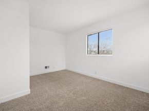 10933 Julius St D, Oakland CA 94605