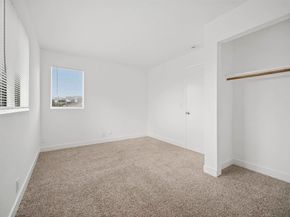 10933 Julius St D, Oakland CA 94605