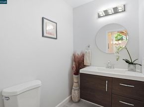 5537 Pamplona Ct, Concord CA 94521