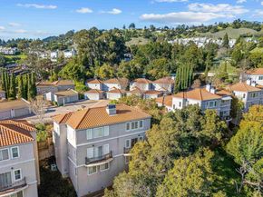 4636 Redwood Rd, Oakland CA 94619