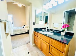 161 Seaway Ct, Hercules CA 94547