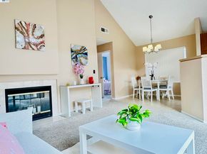 161 Seaway Ct, Hercules CA 94547