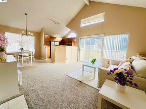 161 Seaway Ct, Hercules CA 94547