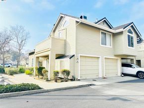 161 Seaway Ct, Hercules CA 94547