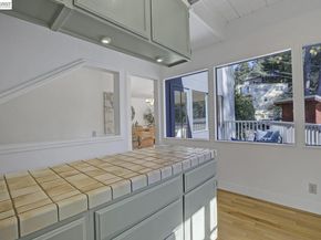 6956 Sayre Drive, Oakland CA 94611