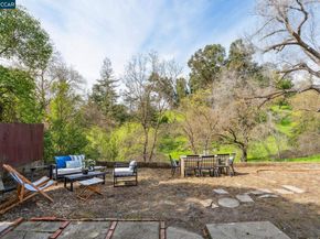 1315 El Curtola, Lafayette CA 94549